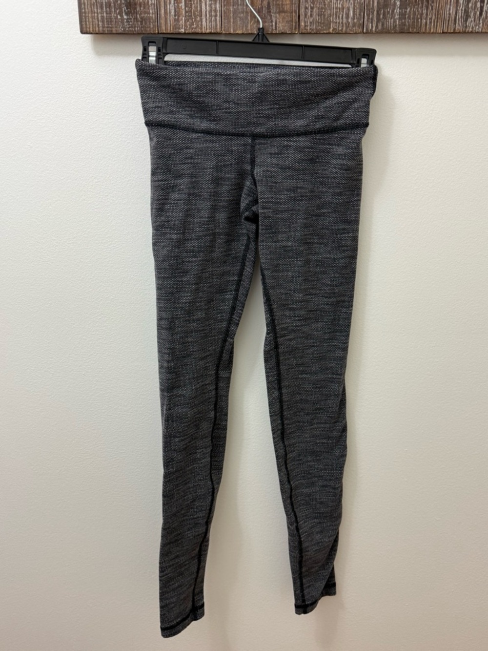 Lululemon Wunder Under Hi-Rise Legging, knit heathered black, Size 2